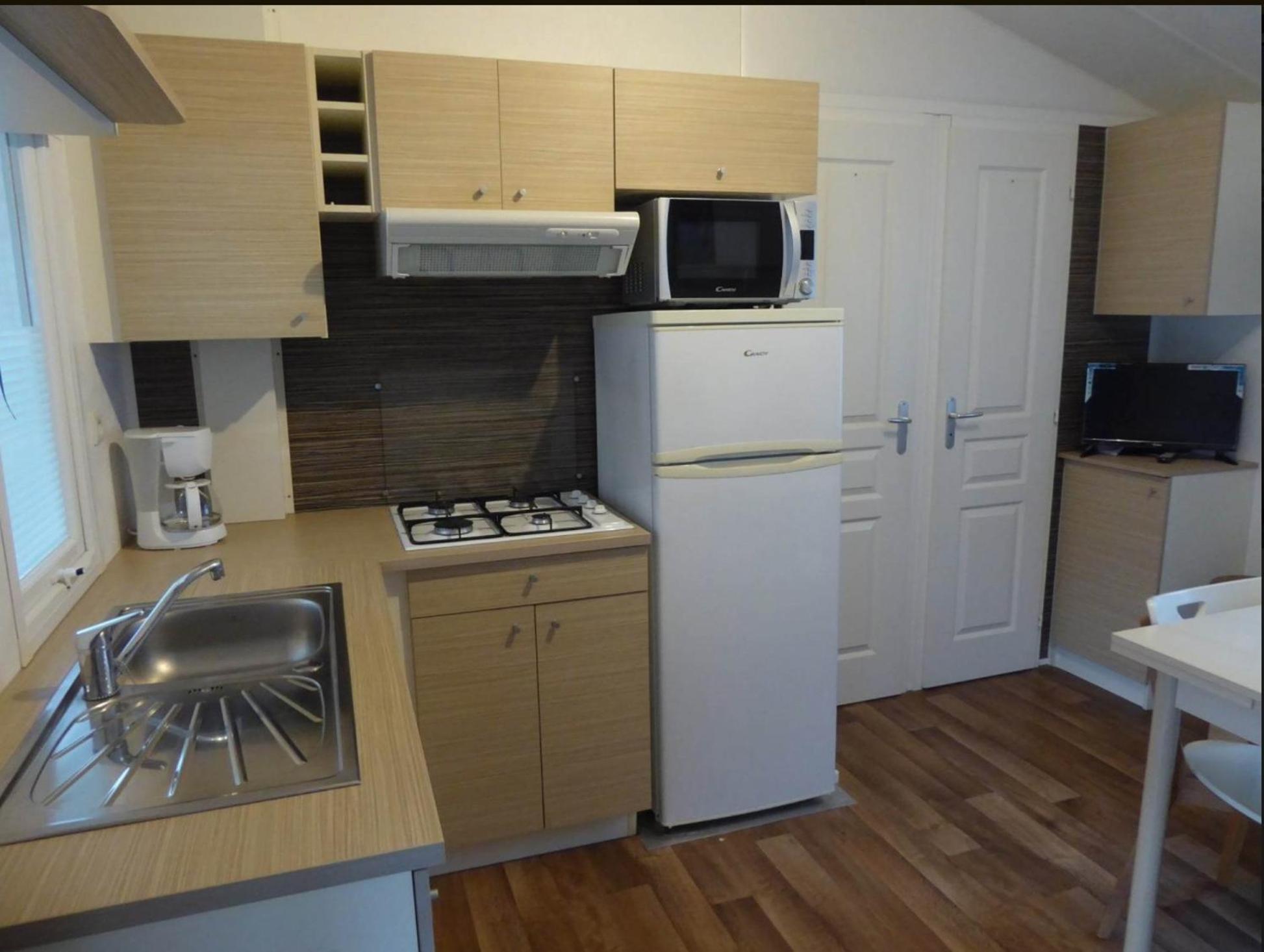 Camping Le Val Aux Fees - Broceliande Concoret Dış mekan fotoğraf