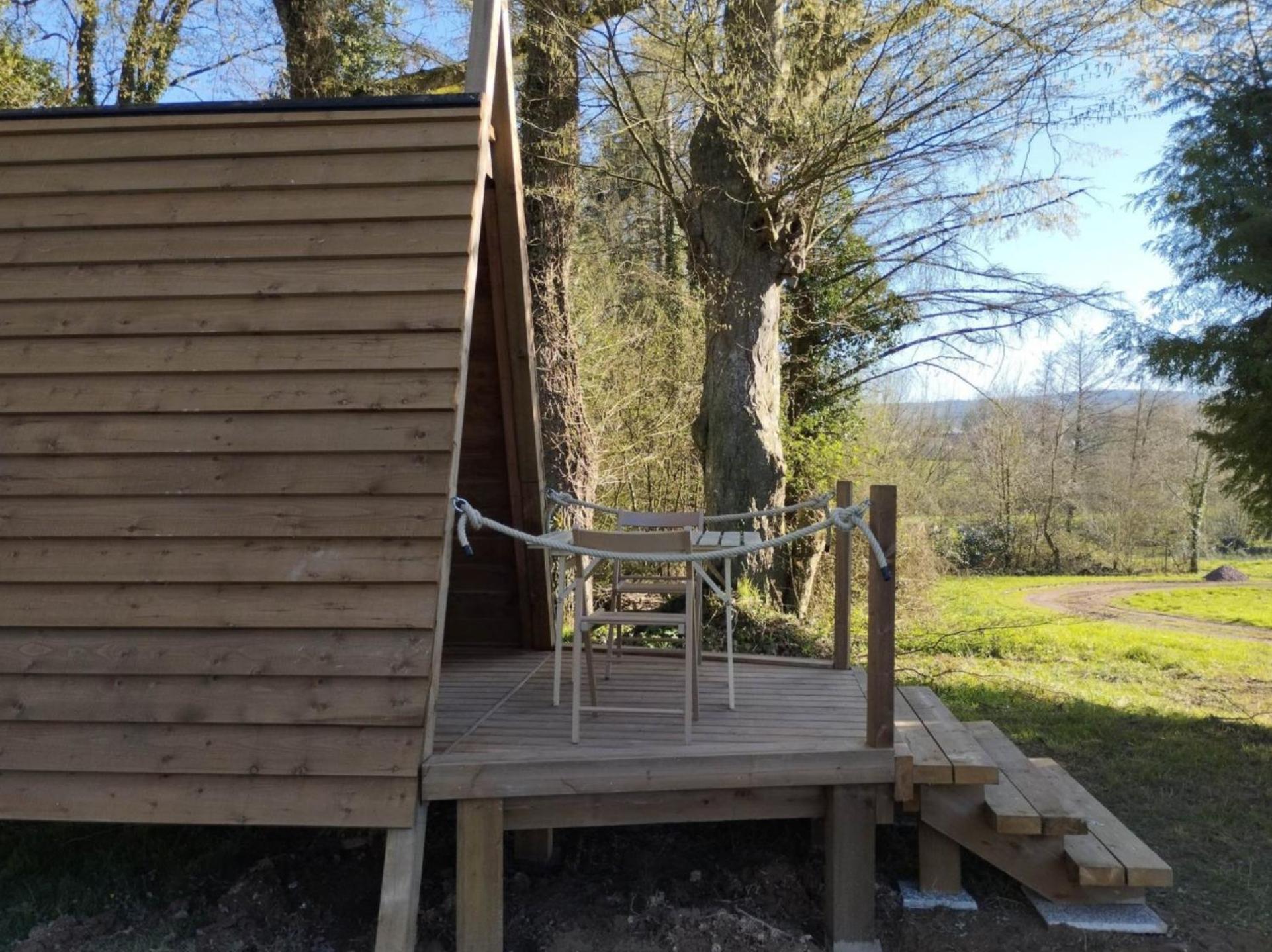 Camping Le Val Aux Fees - Broceliande Concoret Dış mekan fotoğraf