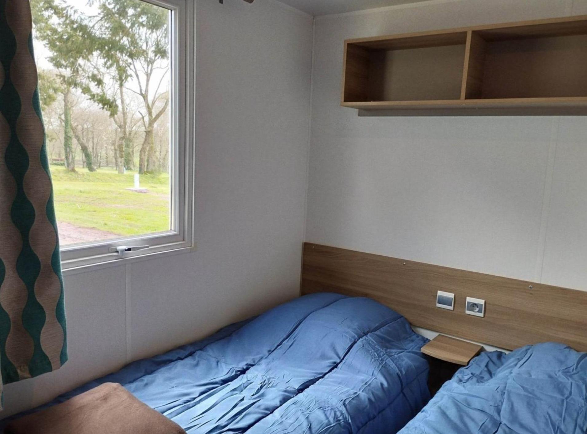 Camping Le Val Aux Fees - Broceliande Concoret Dış mekan fotoğraf