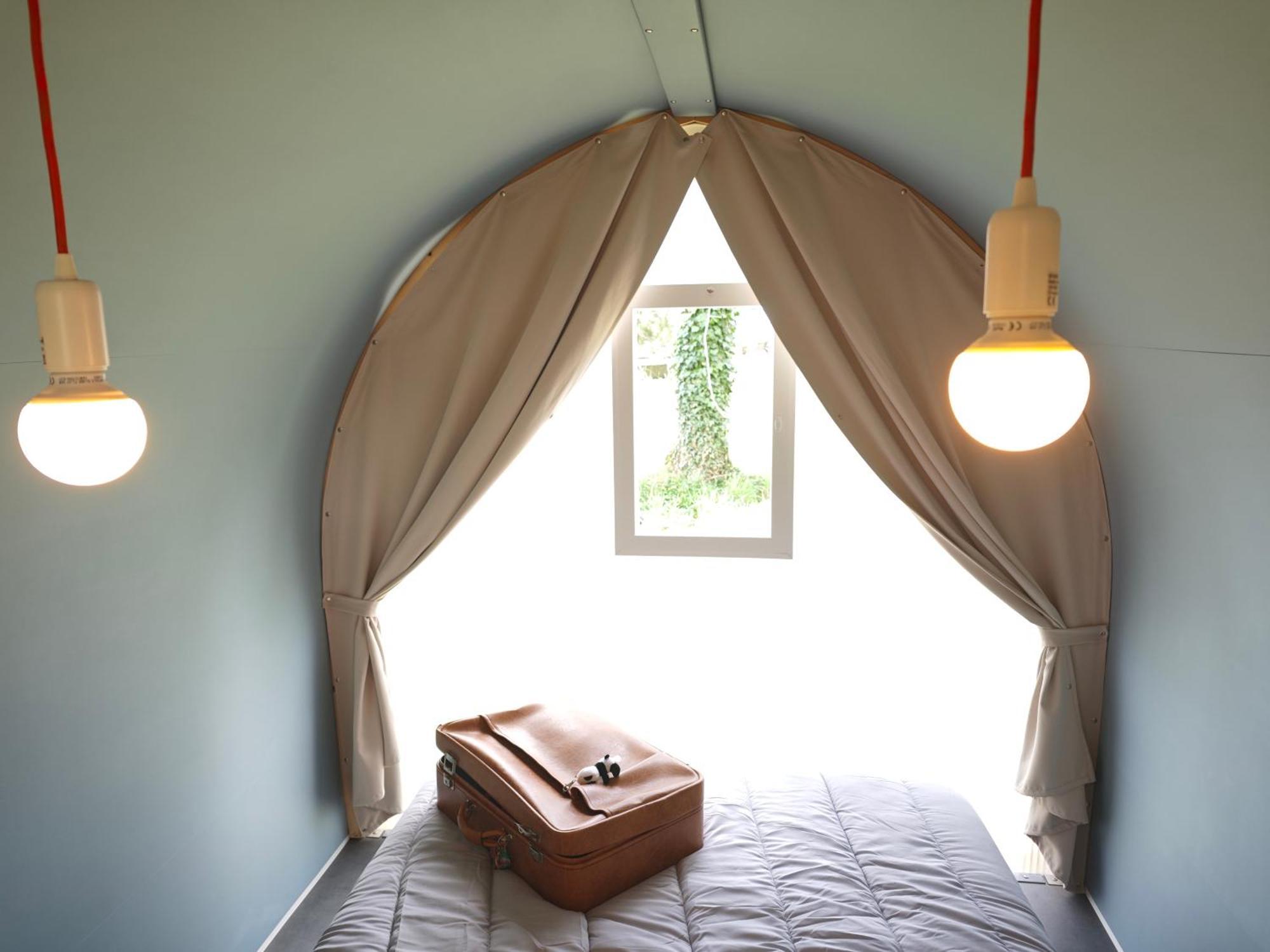 Camping Le Val Aux Fees - Broceliande Concoret Dış mekan fotoğraf